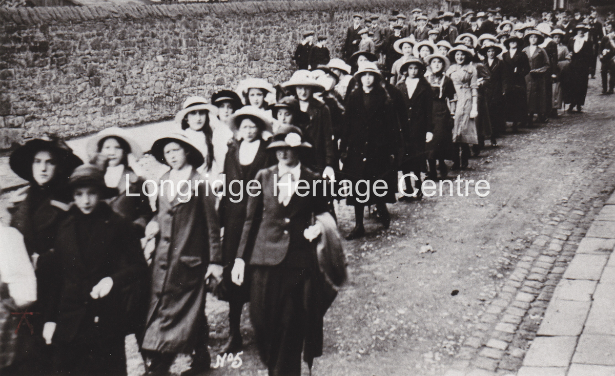 518A - Fell Brow - Ladies church parade to St Lawrences - Unknown